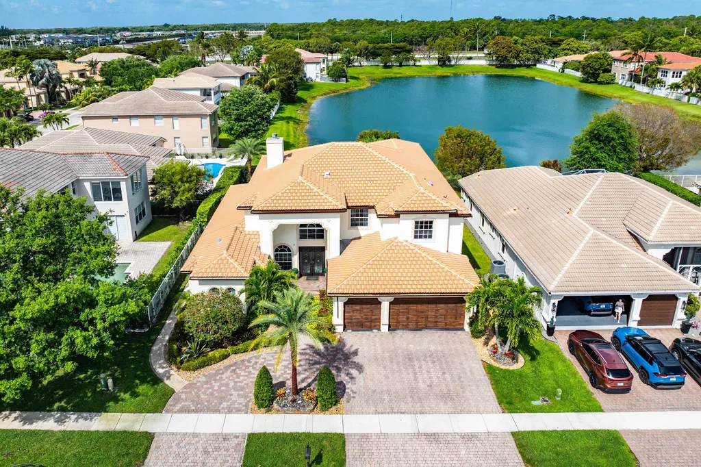 7256 Vía Abruzzi Wellington FL 33467