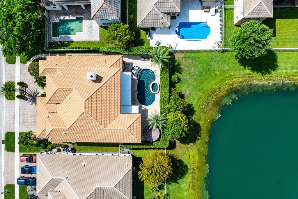 7256 Vía Abruzzi Wellington FL 33467