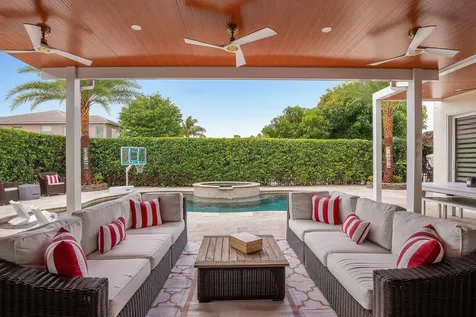 7256 Vía Abruzzi Wellington FL 33467
