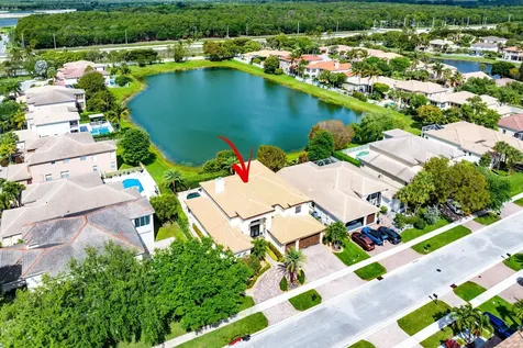 7256 Vía Abruzzi Wellington FL 33467