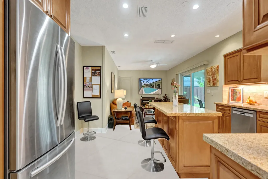 7241 NW 5th Court Plantation FL 33317