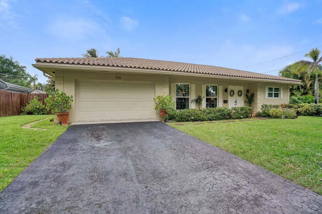 7241 NW 5th Court Plantation FL 33317