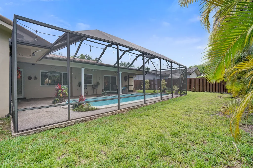 7241 NW 5th Court Plantation FL 33317