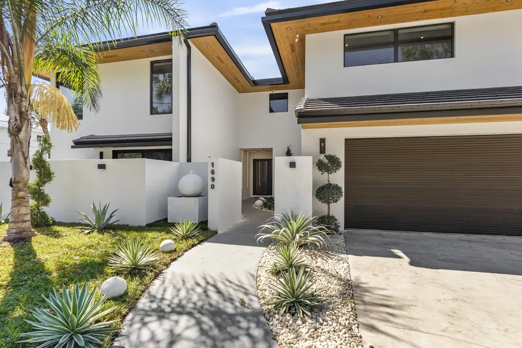 1690 S Ocean Boulevard Delray Beach FL 33483