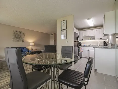27 Pine Arbor Lane Vero Beach FL 32962