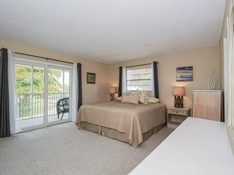 27 Pine Arbor Lane Vero Beach FL 32962