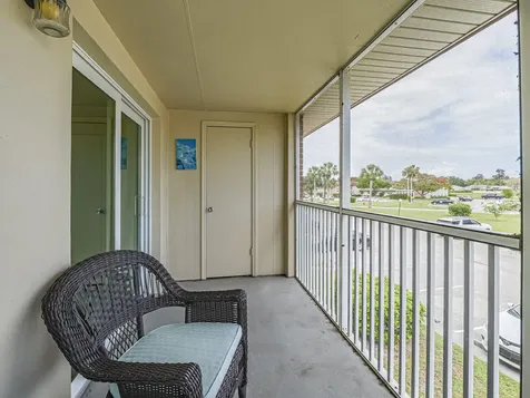 27 Pine Arbor Lane Vero Beach FL 32962