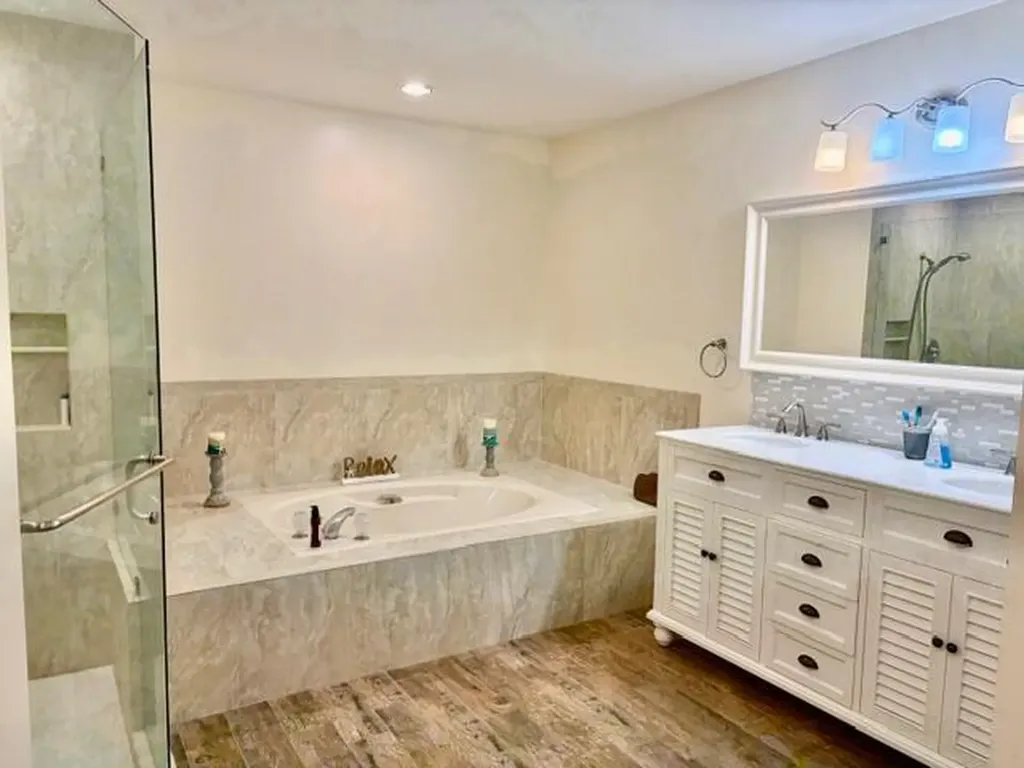 204 Cape Pointe Circle Jupiter FL 33477