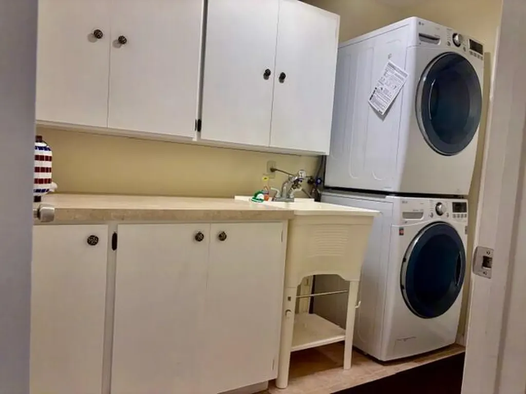 204 Cape Pointe Circle Jupiter FL 33477