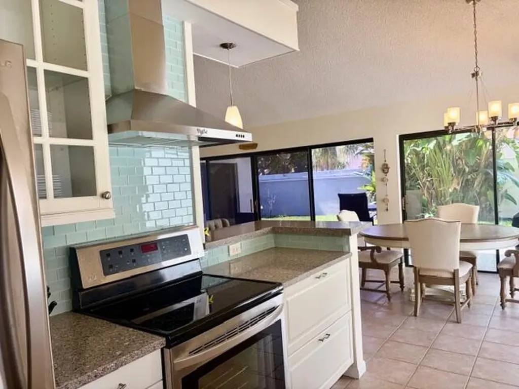 204 Cape Pointe Circle Jupiter FL 33477