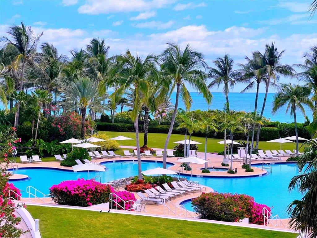 100 S Pointe Drive Miami Beach FL 33139
