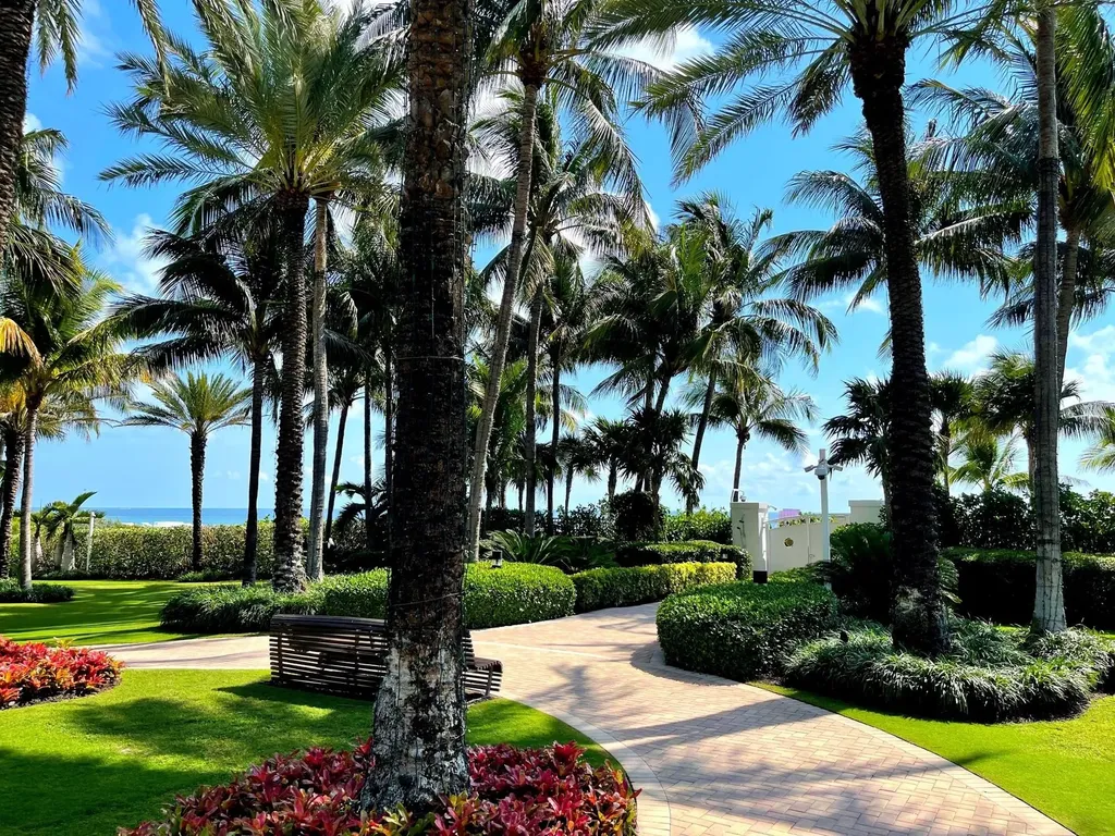 100 S Pointe Drive Miami Beach FL 33139