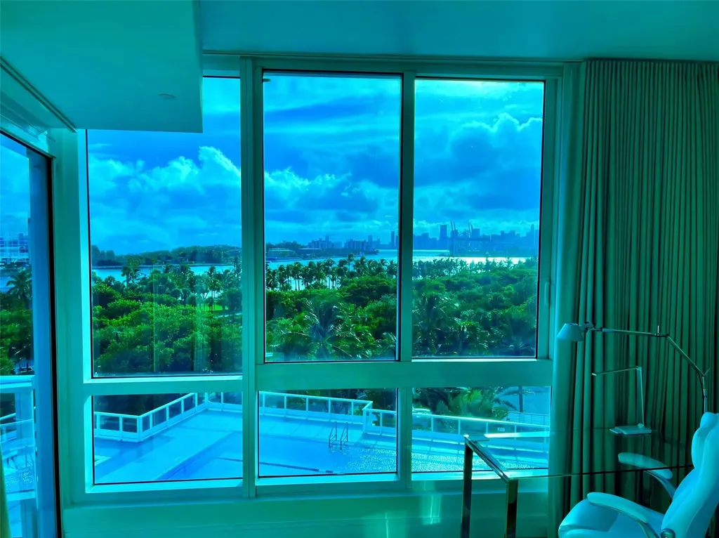 100 S Pointe Drive Miami Beach FL 33139