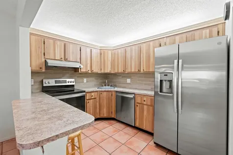 322 Knotty Pine Circle Greenacres FL 33463