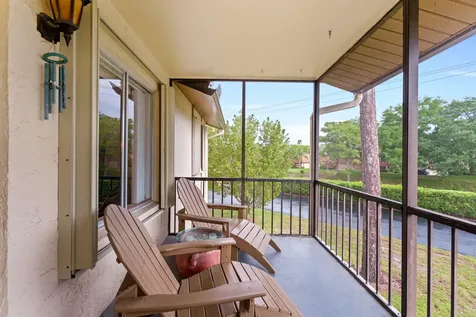 322 Knotty Pine Circle Greenacres FL 33463
