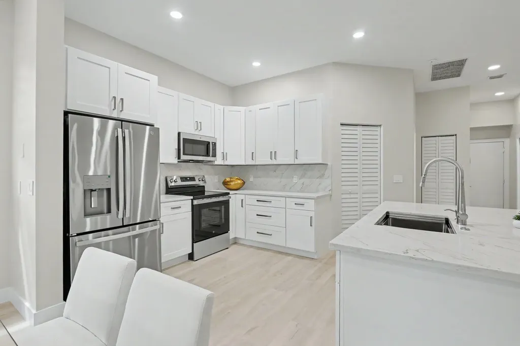 7832 Rockford Road Boynton Beach FL 33472