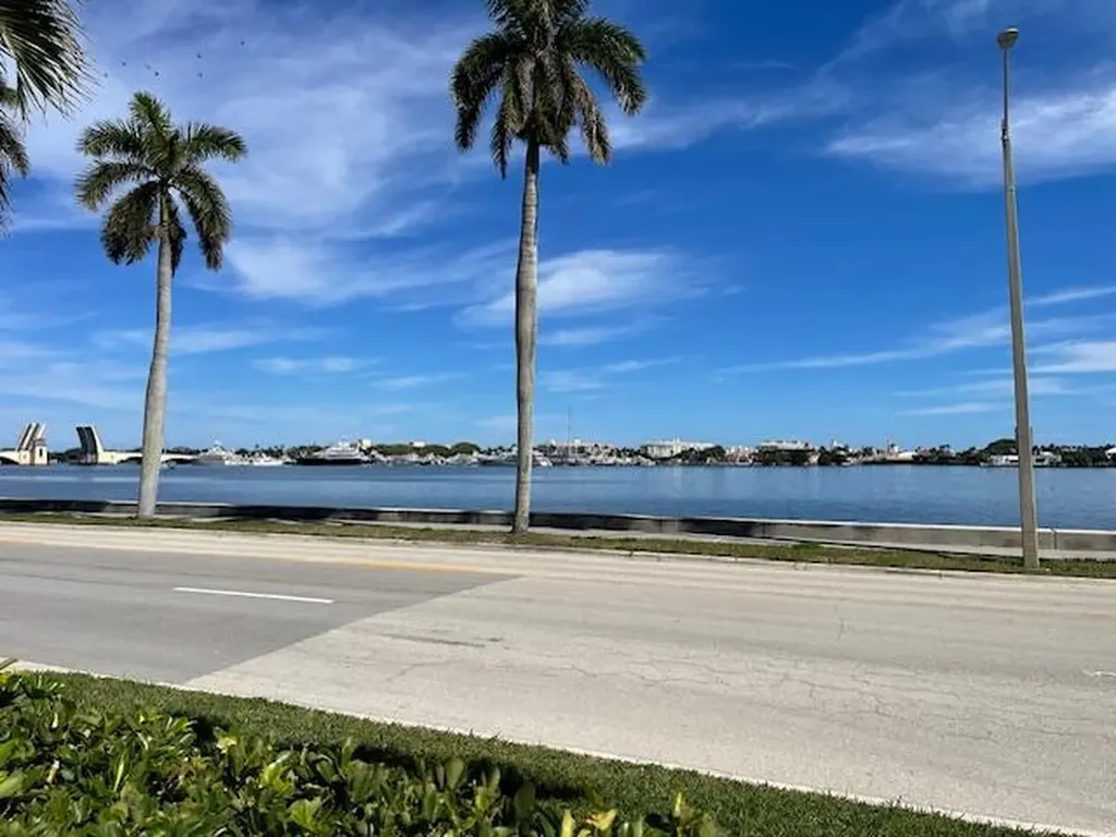 1601 S Flagler Drive West Palm Beach FL 33401