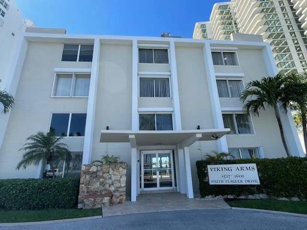 1601 S Flagler Drive West Palm Beach FL 33401