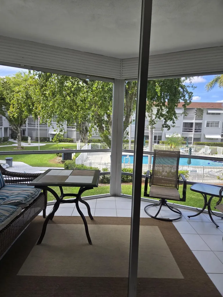 400 SE 10th Street Deerfield Beach FL 33441