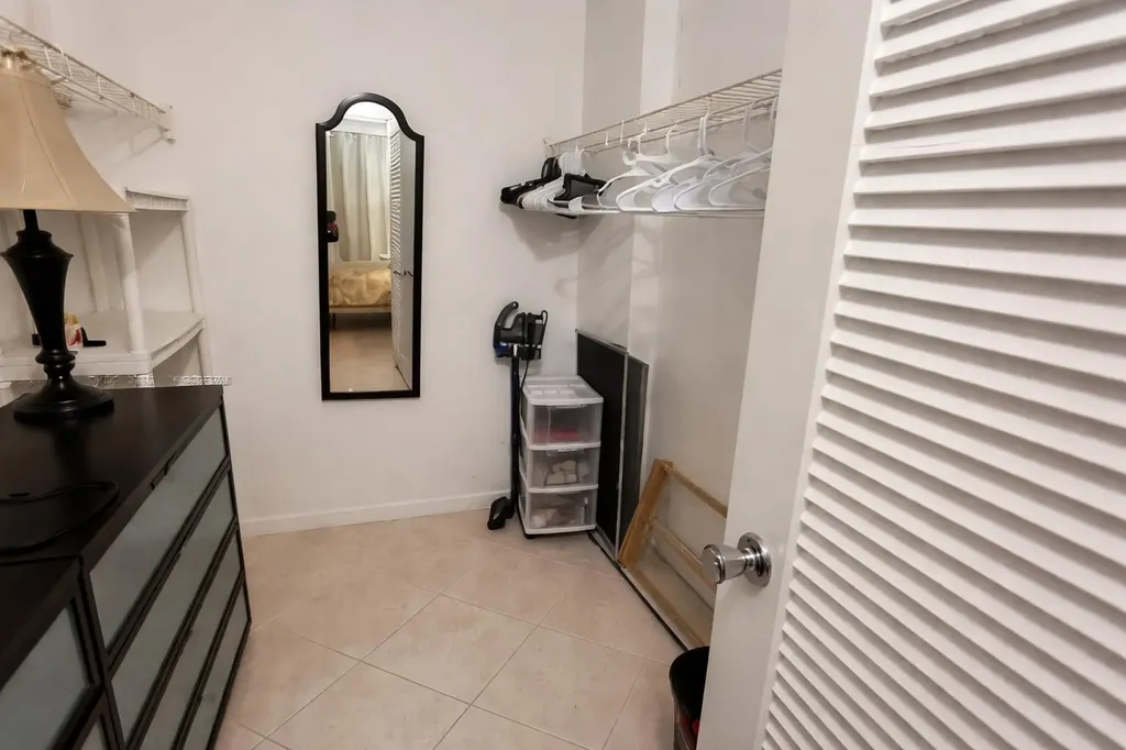 400 SE 10th Street Deerfield Beach FL 33441