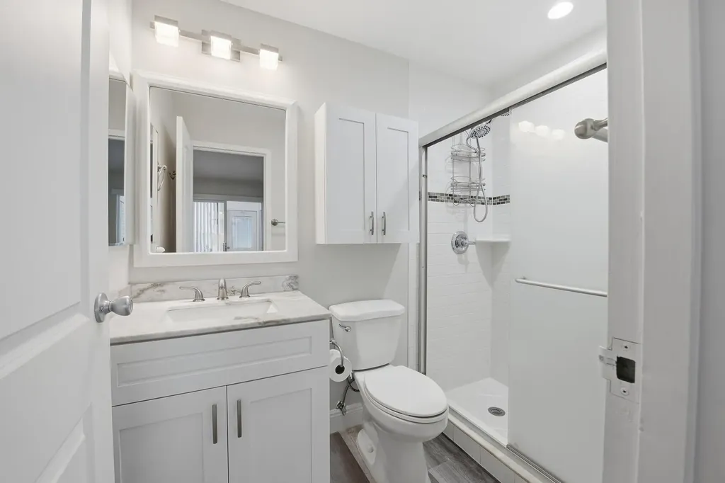 135 Waterford Way Delray Beach FL 33446