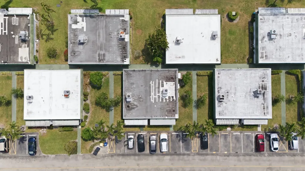 135 Waterford Way Delray Beach FL 33446