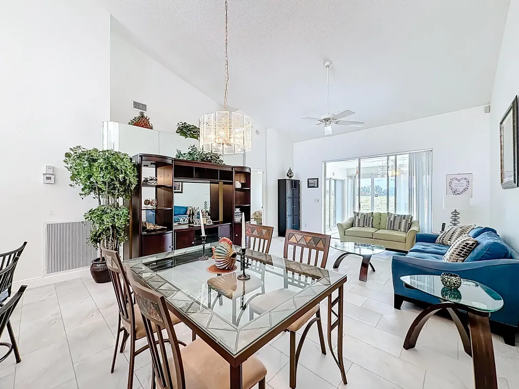10954 Lakemore Lane Boca Raton FL 33498