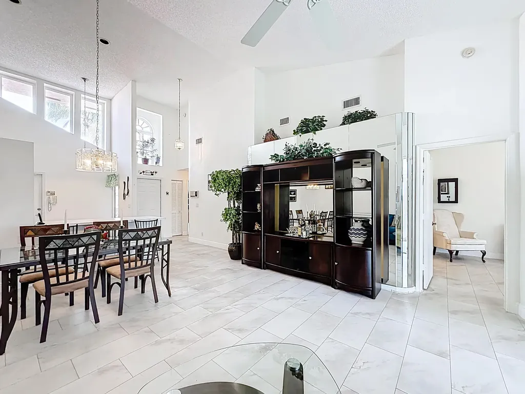 10954 Lakemore Lane Boca Raton FL 33498