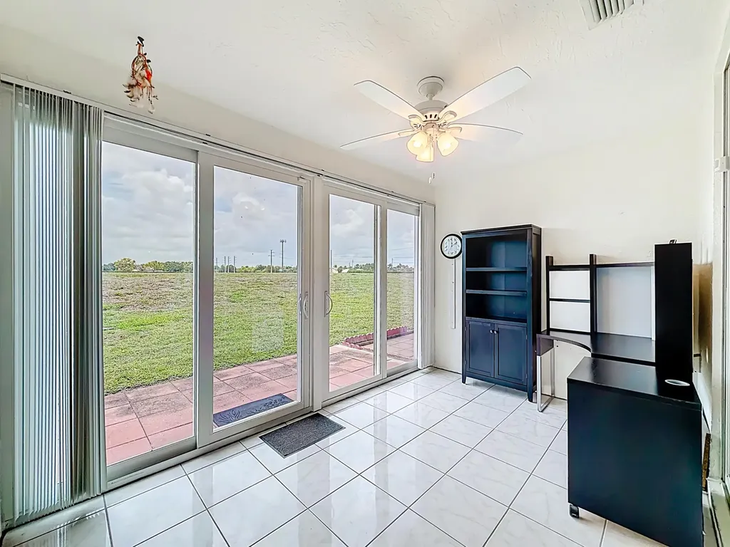 10954 Lakemore Lane Boca Raton FL 33498
