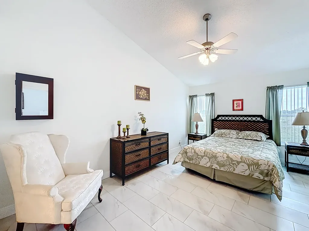 10954 Lakemore Lane Boca Raton FL 33498