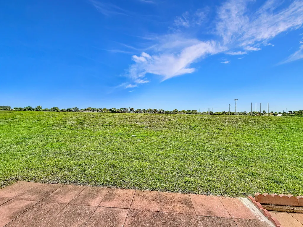 10954 Lakemore Lane Boca Raton FL 33498