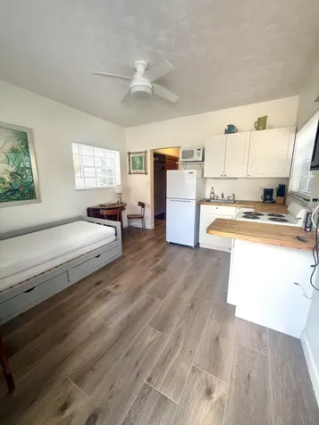 314 Desoto Street Hollywood FL 33019