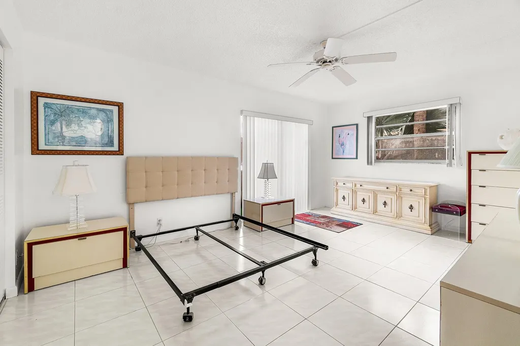 154 Piedmont D Delray Beach FL 33484