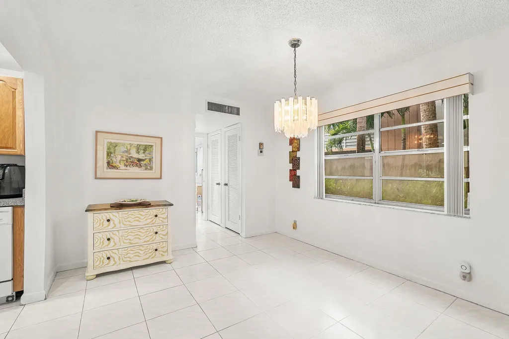 154 Piedmont D Delray Beach FL 33484