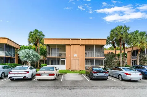 154 Piedmont D Delray Beach FL 33484