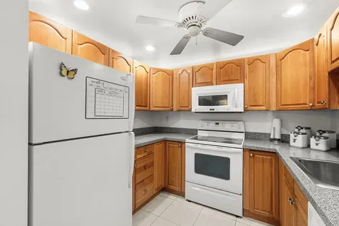 154 Piedmont D Delray Beach FL 33484