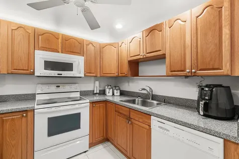 154 Piedmont D Delray Beach FL 33484