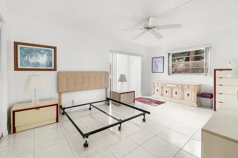 154 Piedmont D Delray Beach FL 33484