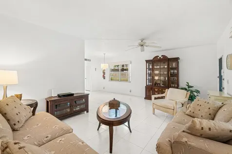154 Piedmont D Delray Beach FL 33484