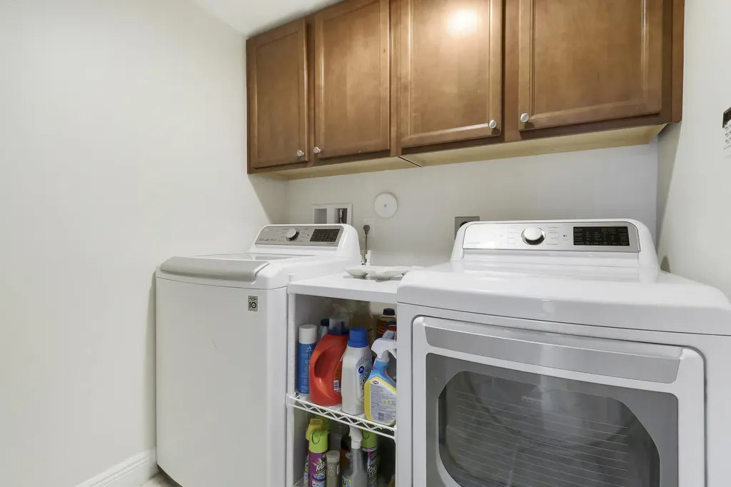 4044 Kingston Lane Palm Beach Gardens FL 33418