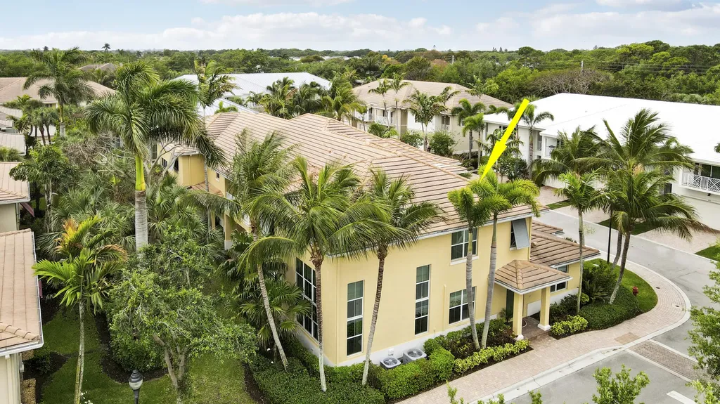 4044 Kingston Lane Palm Beach Gardens FL 33418