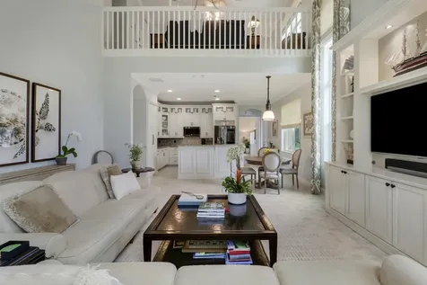4044 Kingston Lane Palm Beach Gardens FL 33418