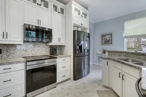 4044 Kingston Lane Palm Beach Gardens FL 33418