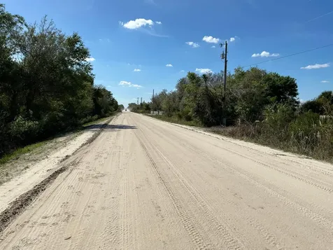 19025 NW 272nd Street Okeechobee FL 34972