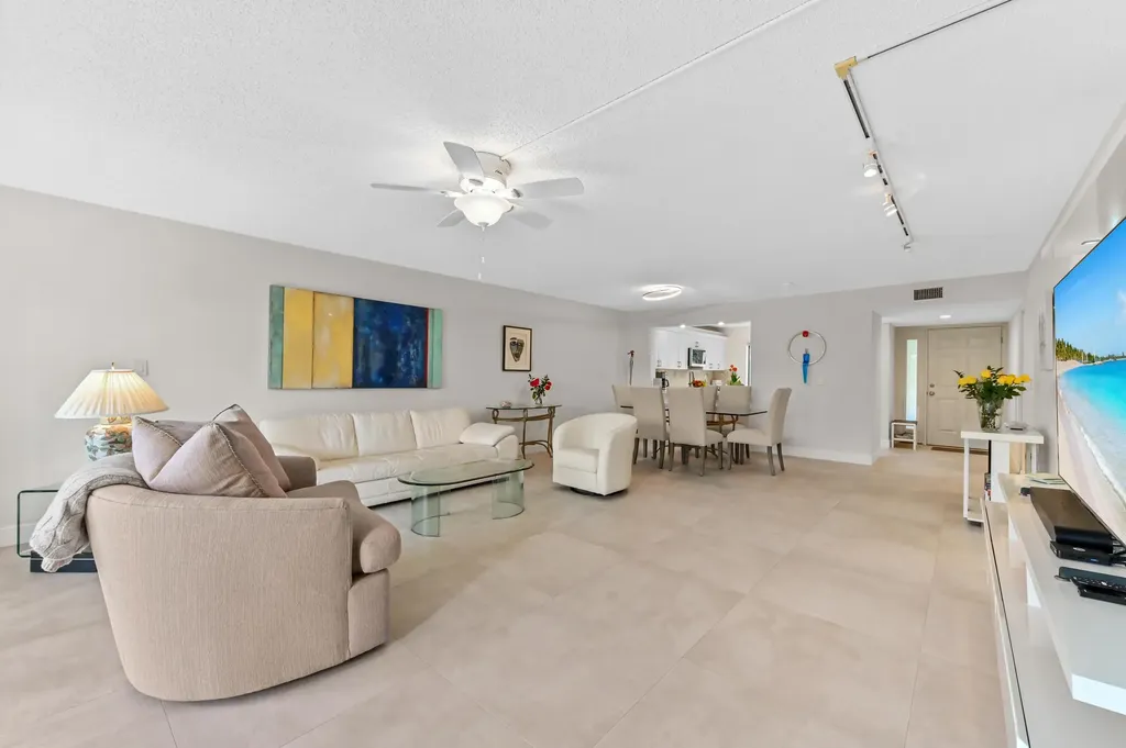 5743 Fairway Park Court Boynton Beach FL 33437