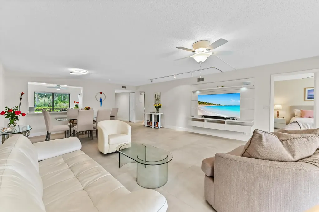 5743 Fairway Park Court Boynton Beach FL 33437