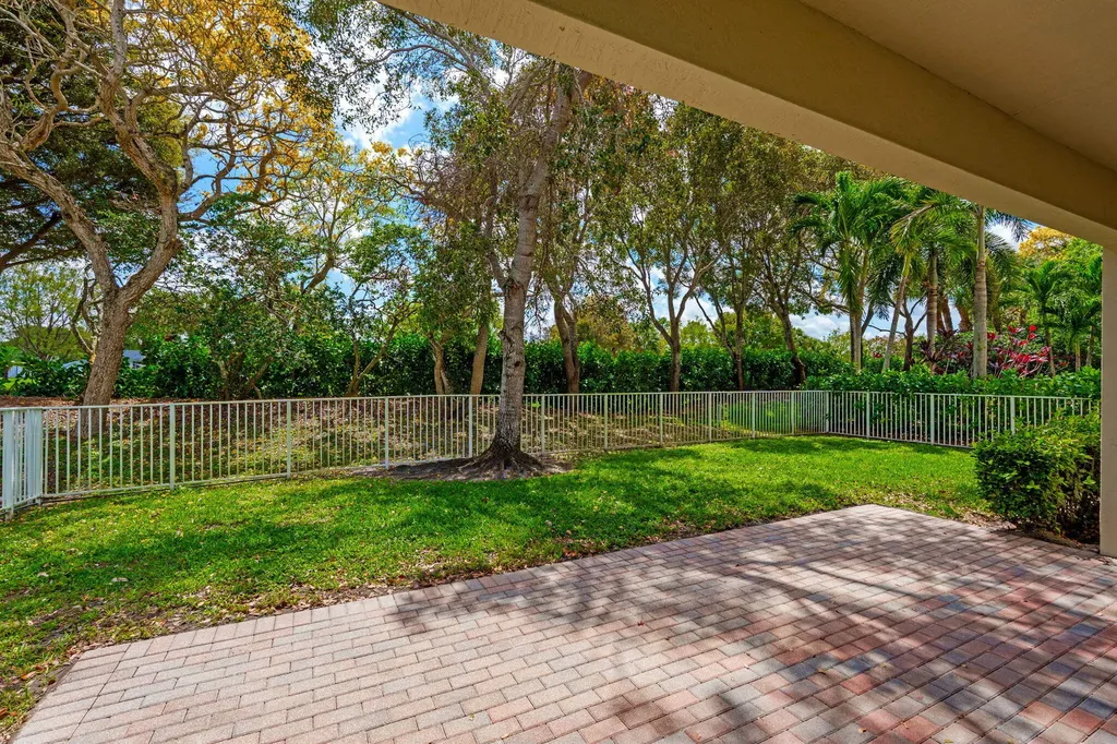 9723 Phipps Lane Wellington FL 33414