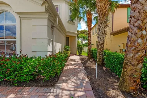 9723 Phipps Lane Wellington FL 33414