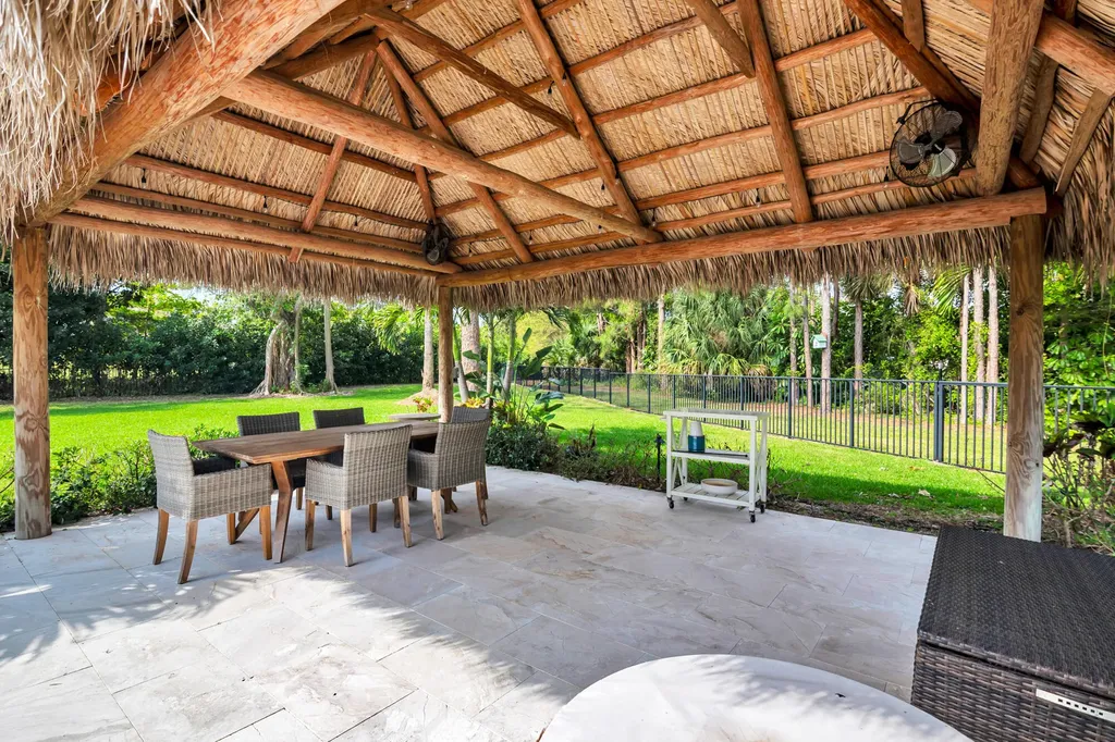 8609 Kelso Drive Palm Beach Gardens FL 33418
