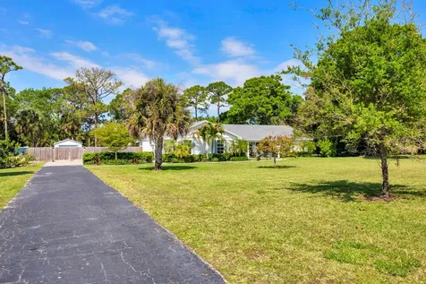8609 Kelso Drive Palm Beach Gardens FL 33418